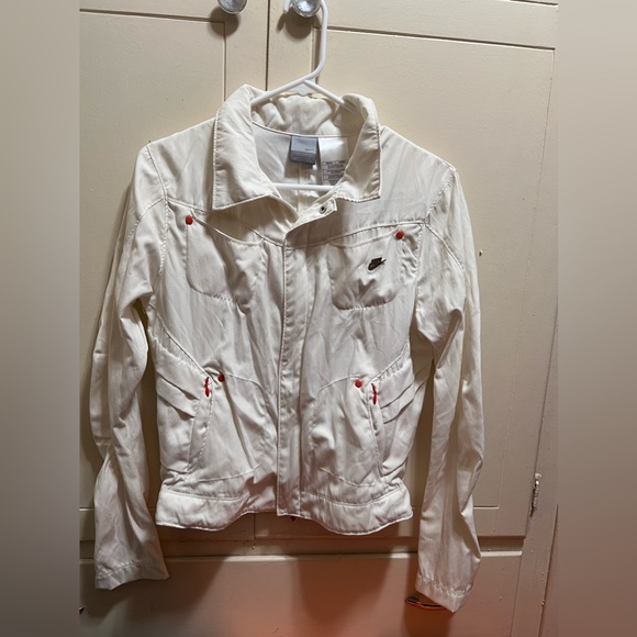 Nike Soft White Running Jacket - Picture 1 of 9